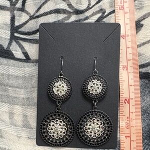 🖤Chic Black and Silver Drop Earrings🖤